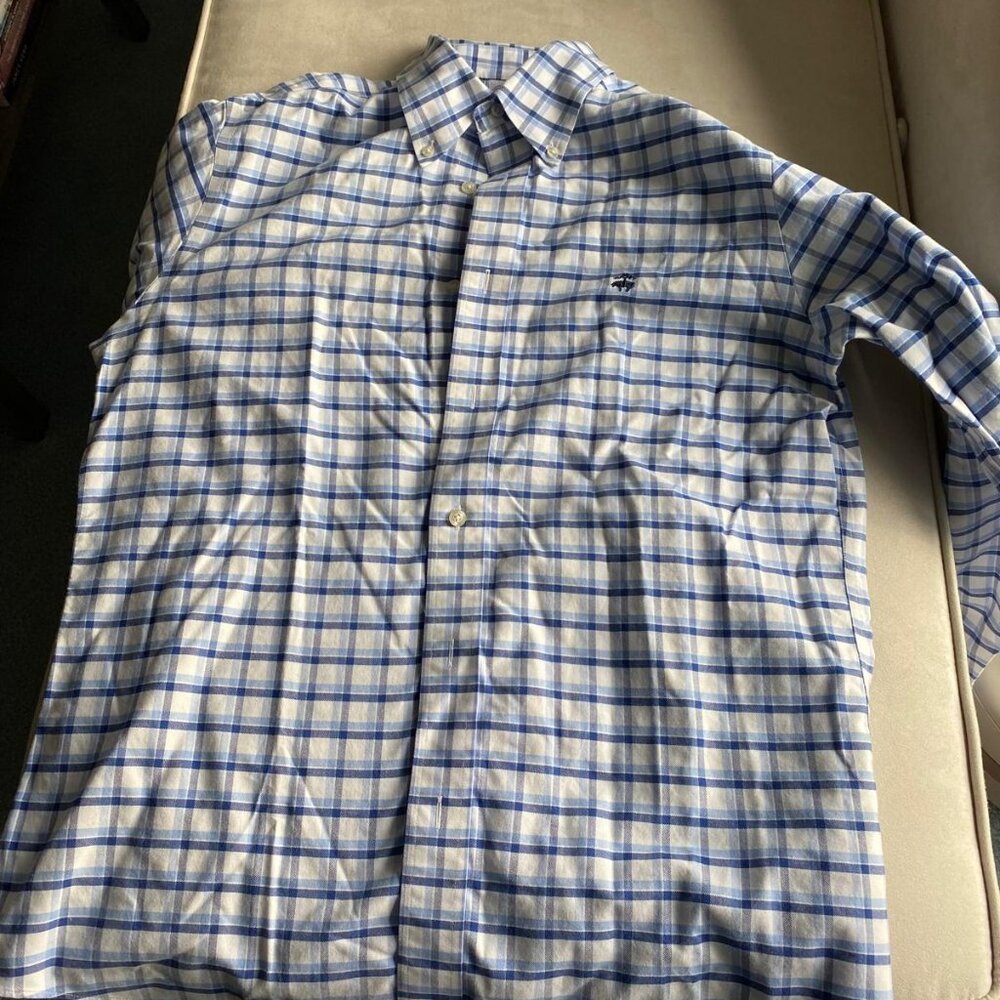 EUC Brooks Brother Mens Regent M shirt